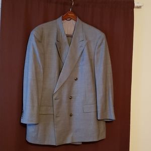 Custom made mens suit